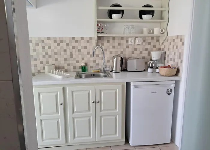 Hotel apartamentowy Rosa Troulos