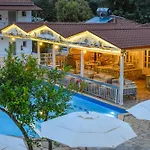 Aparthotel Rosa 4*