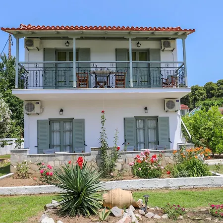 Rosa Aparthotel Troulos