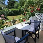 Aparthotel Rosa Troulos