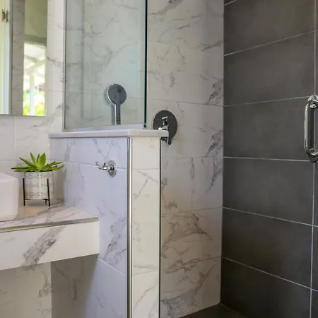 アパートホテル Rosa