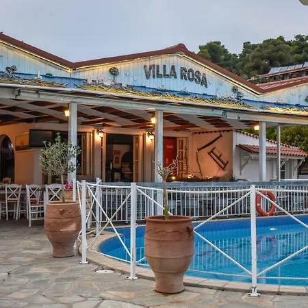 Rosa トロウロス