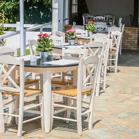 Rosa アパートホテル トロウロス