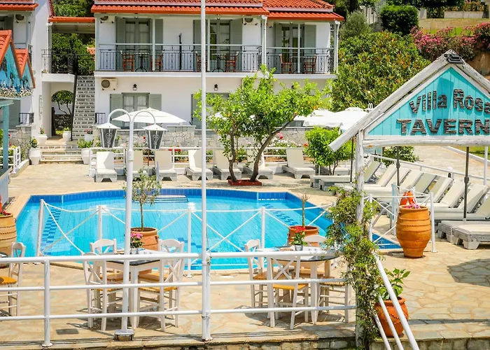 Aparthotel Rosa Troulos